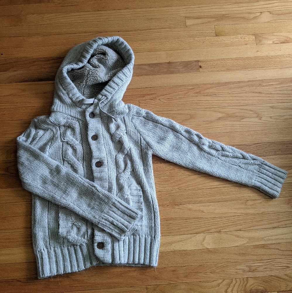 Thick Hooded Sweater